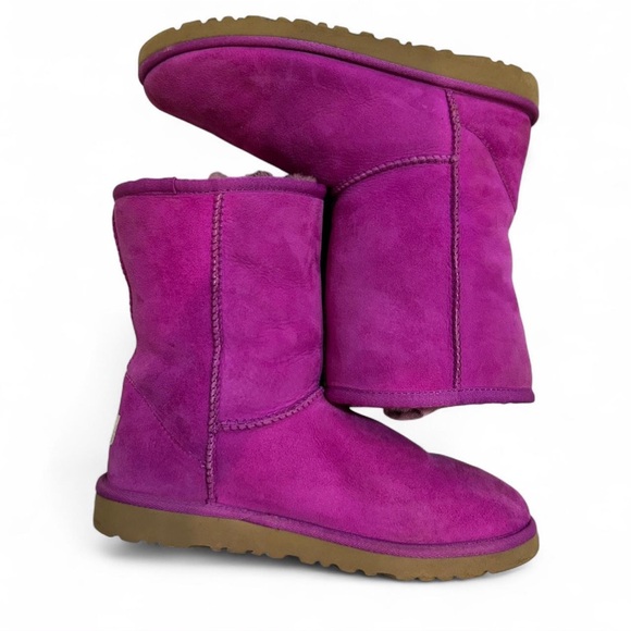UGG Classic Short Boots Women’s Size 6 Pink/Purple Suede Sheepskin Lined Boots - Picture 2 of 6